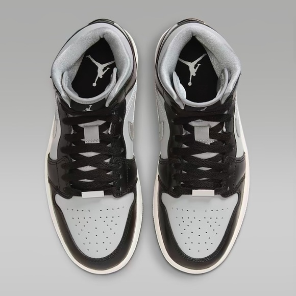 Air Jordan 1 Mid SE - Picture 2 of 7